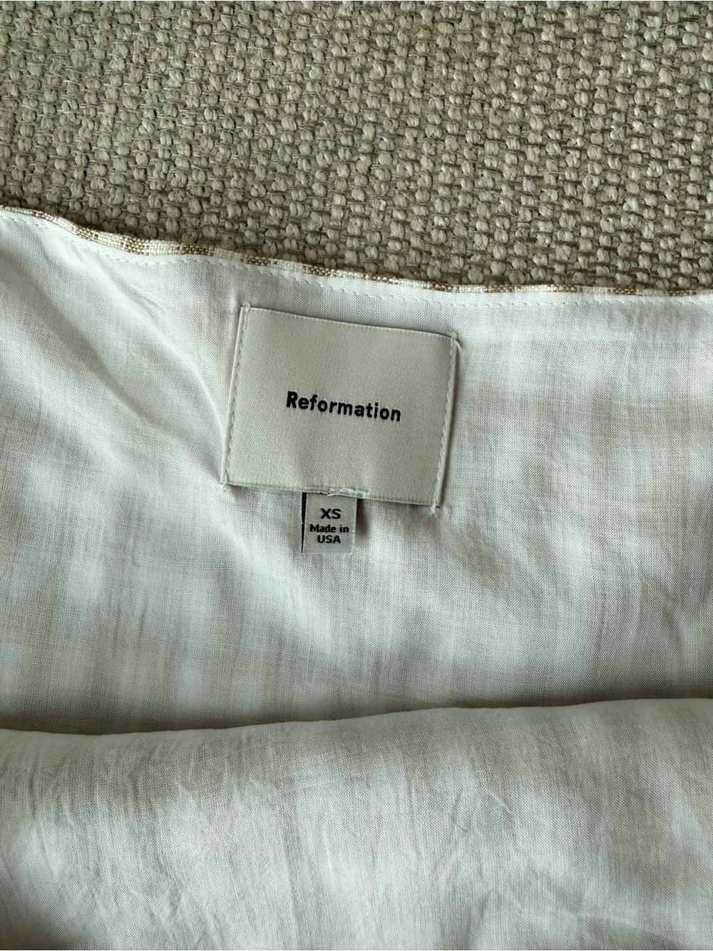 Reformation Kerri Linen Gingham Top in Dunes Check - Picture 4 of 5